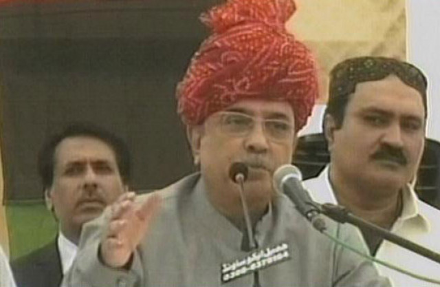 co chairman ppp asif ali zardari addressing a public gathering in khipro sanghar on july 6 2017 express news screen grab co chairman ppp asif ali zardari addressing a public gathering in khipro sanghar on july 6 2017 express news screen grab