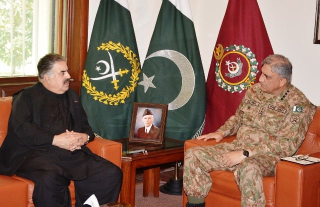 balochistan chief minister nawab sanaullah khan zehri in a meeting with army chief general qamar javed bajwa at the general headquarters rawalpindi on july 6 2017 photo ispr balochistan chief minister nawab sanaullah khan zehri in a meeting with army chief general qamar javed bajwa at the general headquarters rawalpindi on july 6 2017 photo ispr