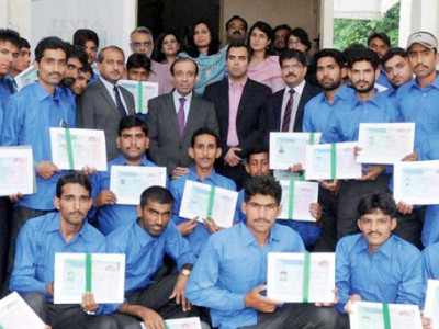 adb offers interest free loans to tevta graduates