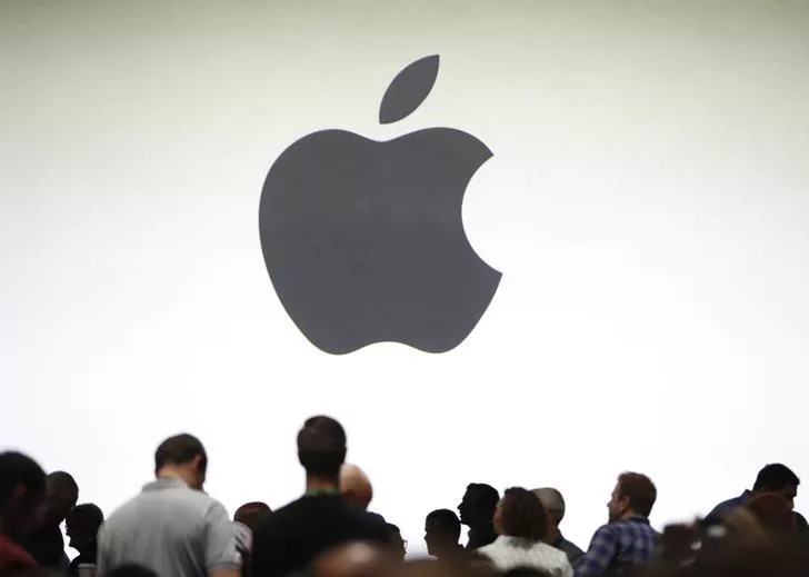 the audience assembles before the start of apple 039 s annual developer conference in san jose california u s june 5 2017 photo reuters the audience assembles before the start of apple 039 s annual developer conference in san jose california u s june 5 2017 photo reuters