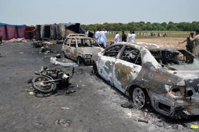 burnt out cars and motorcycles are seen at the scene of an oil tanker explosion in bahawalpur pakistan june 25 2017 photo reuters burnt out cars and motorcycles are seen at the scene of an oil tanker explosion in bahawalpur pakistan june 25 2017 photo reuters