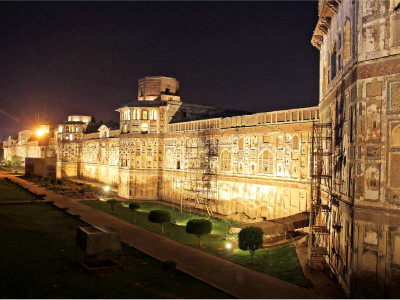 lahore fort s picture wall a collage of colours and lights lahore fort s picture wall a collage of colours and lights