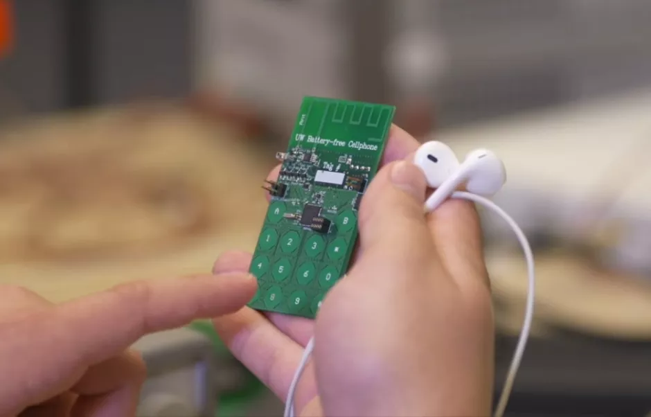researchers were able to receive incoming calls and dial out with the battery free phone on skype photo university of washington researchers were able to receive incoming calls and dial out with the battery free phone on skype photo university of washington
