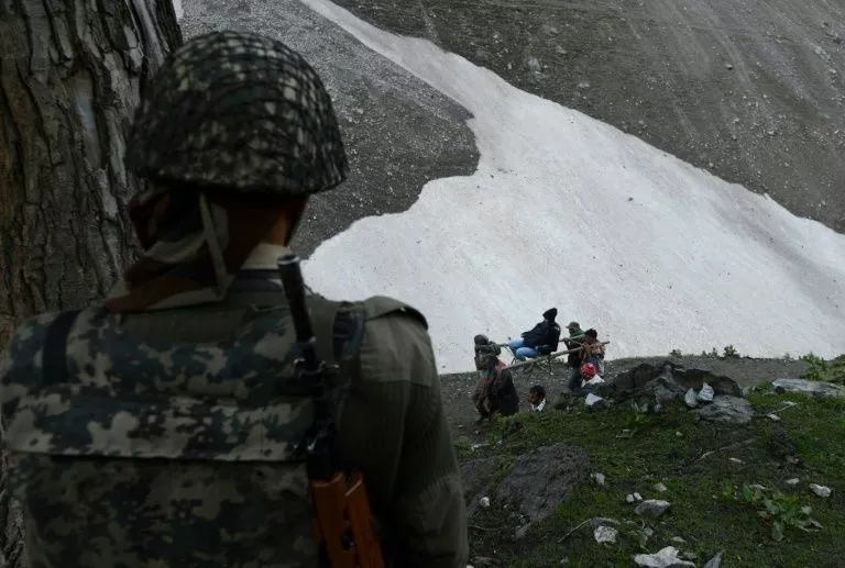hundreds of thousands of hindu pilgrims trek over mountain trails to reach amarnath caves around 3 900 metres above sea level in indian kashmir every year photo afp hundreds of thousands of hindu pilgrims trek over mountain trails to reach amarnath caves around 3 900 metres above sea level in indian kashmir every year photo afp