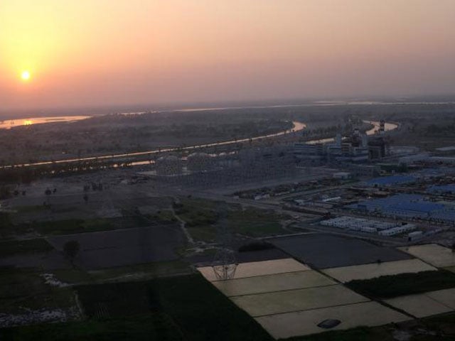 an aerial view of the haveli bahadur shah lng power plant in jhang pakistan july 7 2017 photo reuters