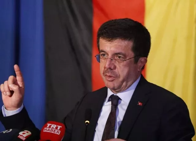 turkey 039 s economy minister nihat zeybekci makes a speech in cologne germany march 5 2017 photo reuters turkey 039 s economy minister nihat zeybekci makes a speech in cologne germany march 5 2017 photo reuters