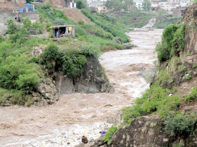 a view of nullah leh in rawalpindi where monsoon rains have raised the water level photo agha mehroz express a view of nullah leh in rawalpindi where monsoon rains have raised the water level photo agha mehroz express
