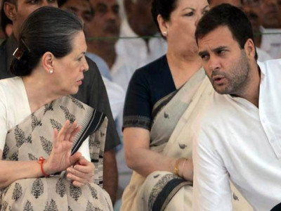 gandhi family responsible for problems in kashmir indian minister