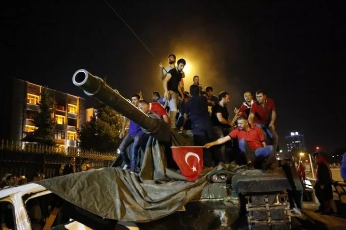 people stand on a turkish army tank in ankara turkey july 16 2016 photo reuters people stand on a turkish army tank in ankara turkey july 16 2016 photo reuters