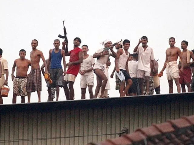 this file image shows convicted criminals during a prison riot in sri lanka s welikada prison in colombo november 9 2012 photo reuters this file image shows convicted criminals during a prison riot in sri lanka s welikada prison in colombo november 9 2012 photo reuters