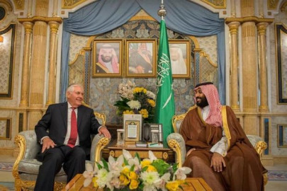 tillerson leaves gulf with no end in sight to qatar crisis