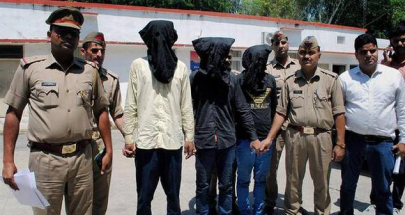 muslim family attacked robbed on train in india