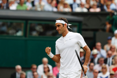 title for federer tears for cilic in one sided wimbledon final