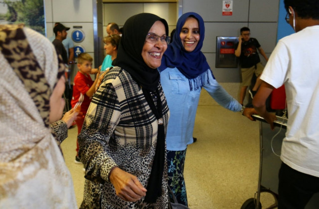 hanadi al hai r welcomes her mother traveling from jordan on a yemeni passport following the reinstatement by the u s supreme court of portions of president donald trump 039 s executive order targeting travelers from six predominantly muslim countries in los angeles california us photo reuters hanadi al hai r welcomes her mother traveling from jordan on a yemeni passport following the reinstatement by the u s supreme court of portions of president donald trump 039 s executive order targeting travelers from six predominantly muslim countries in los angeles california us photo reuters