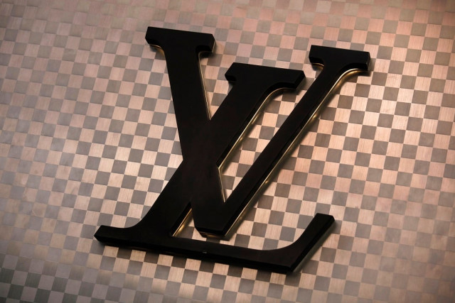 fashion brand launches e commerce website to tap booming online shopping market in china photo reuters fashion brand launches e commerce website to tap booming online shopping market in china photo reuters