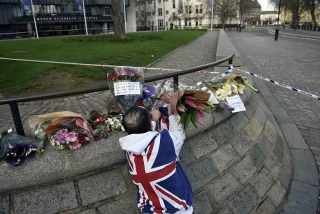 a man wears a union flag sweatshirt near the houses of parliament in westminster the day after an attack in london britain march 23 2017 photo reuters a man wears a union flag sweatshirt near the houses of parliament in westminster the day after an attack in london britain march 23 2017 photo reuters