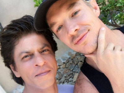 dj diplo composes song for shah rukh khan s jab harry met sejal dj diplo composes song for shah rukh khan s jab harry met sejal