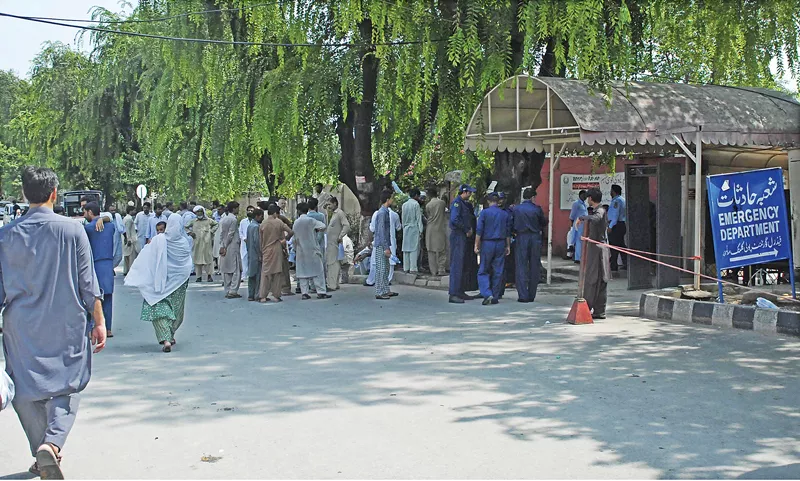 people killed and injured in the malpur village clash gather outside polyclinic hospital photo online people killed and injured in the malpur village clash gather outside polyclinic hospital photo online
