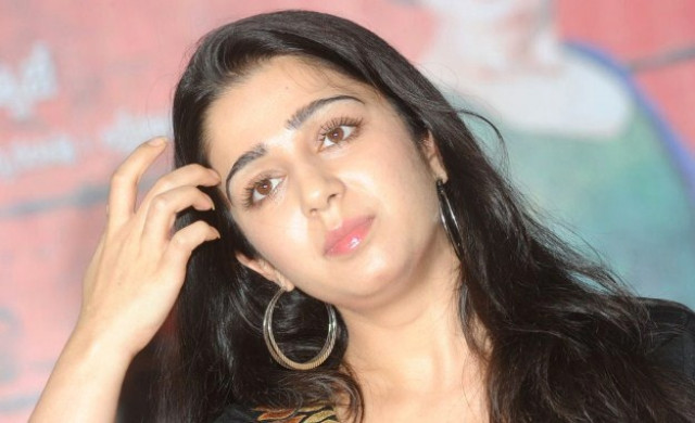 charmme kaur photo courtesy moviegalleri net