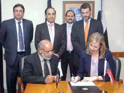 us gives forensic document analyser to nab us gives forensic document analyser to nab