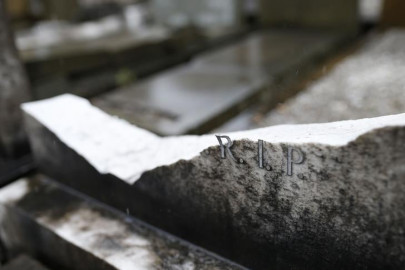 british anti semitic incidents at record high charity says