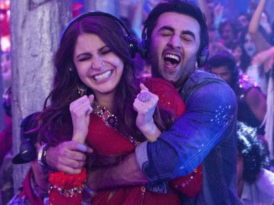 anushka sharma comes to ranbir kapoor s rescue anushka sharma comes to ranbir kapoor s rescue
