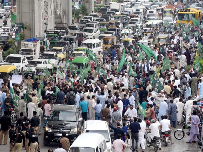 a view of a demonstration rally taken out by pml n supporters in favour of ousted pm nawaz sharif in rawalpindi photo waseem nazir express