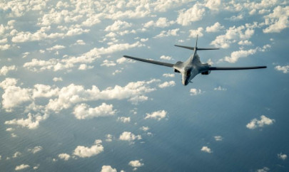 us flies bombers over korean peninsula after north korea missile test