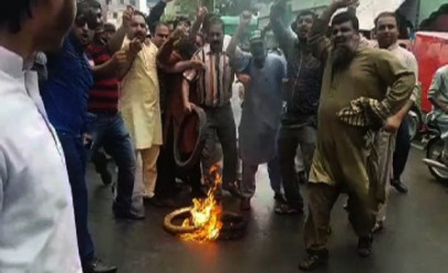 families of men killed in encounter block sharae pakistan in protest