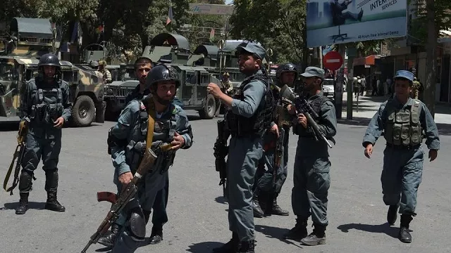 afghan policemen arrive at the site of a suicide blast near iraq 039 s embassy in kabul on july 31 2017 photo afp afghan policemen arrive at the site of a suicide blast near iraq 039 s embassy in kabul on july 31 2017 photo afp