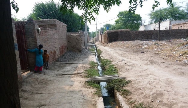 chak no 127 bhatti wala village in chiniot photo express