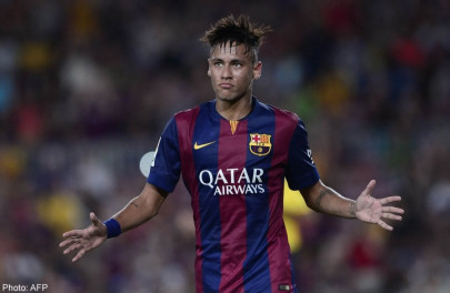 psg close in on world record neymar capture psg close in on world record neymar capture