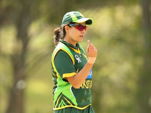 bone of contention sana says azhar 039 s low opinion of her stems from a disagreement over the selection of fast bowler diana baig whom the captain wanted in the side but the coach didn 039 t photo file