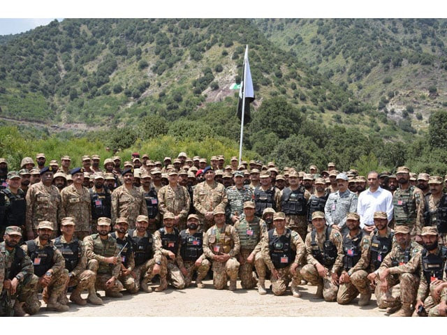 gen qamar visits rajgal valley appreciates professionalism of troops in targeting terrorists 039 strongholds photo ispr gen qamar visits rajgal valley appreciates professionalism of troops in targeting terrorists 039 strongholds photo ispr