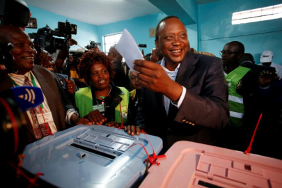 kenyatta maintains strong lead in kenya vote election commission