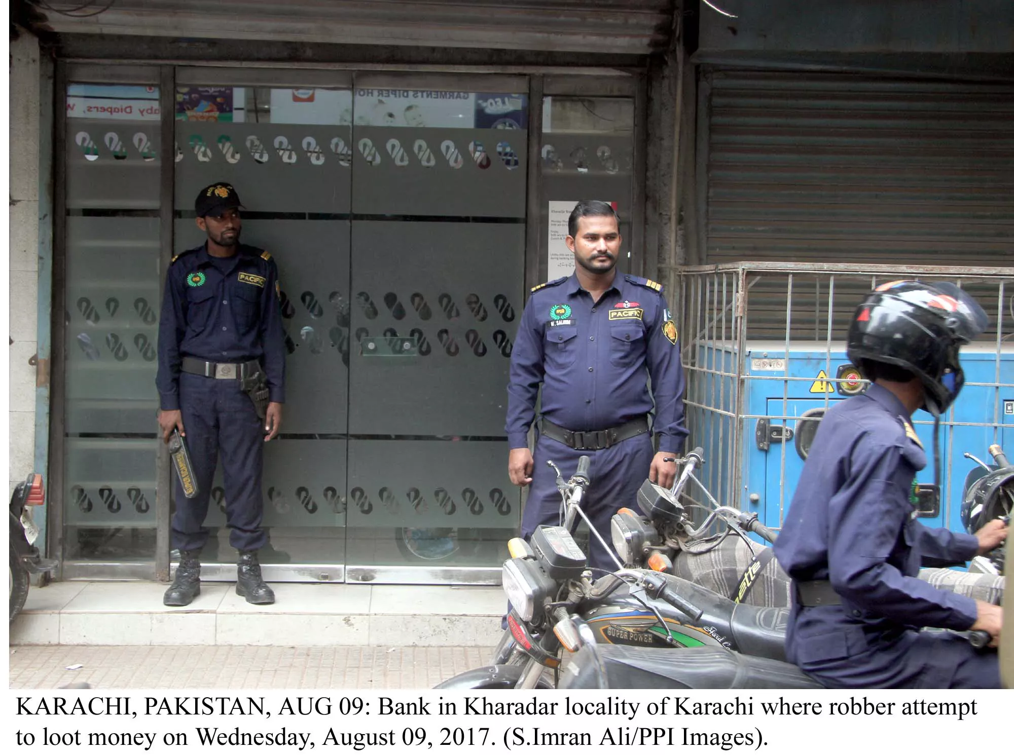 this was the second consecutive bank heist in the city despite the increase of security measures after the robbery on tuesday that left a bank manager dead photo ppi this was the second consecutive bank heist in the city despite the increase of security measures after the robbery on tuesday that left a bank manager dead photo ppi