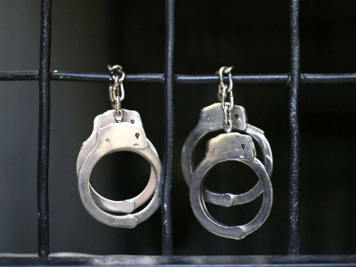 police bust gang of eight bike lifters police bust gang of eight bike lifters