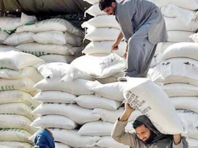 despite surplus the federal government allowed exports of only 425 000 tons when prices were high in the international market photo file despite surplus the federal government allowed exports of only 425 000 tons when prices were high in the international market photo file