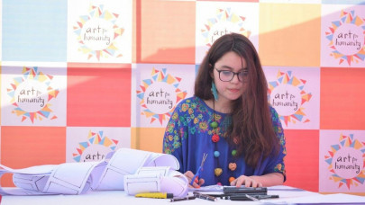 the pride of nation pakistani cartoonist bags new world record of longest comic strip the pride of nation pakistani cartoonist bags new world record of longest comic strip