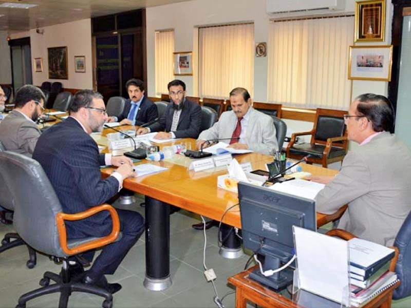 nab chairman qamar zaman chaudhry chairs a meeting of the bureau photo express