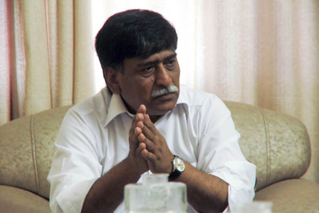 mqm haqiqi chief afaq ahmed photo athar khan express mqm haqiqi chief afaq ahmed photo athar khan express