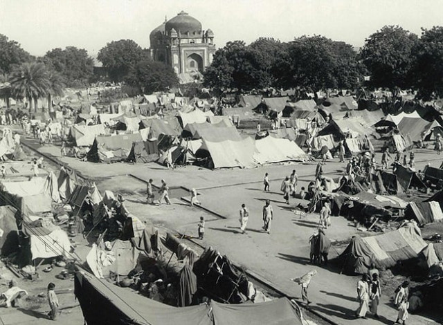 a camp for displaced indian muslims next to humayun 039 s tomb in new delhi during the period of unrest following the partition of india and pakistan photo afp a camp for displaced indian muslims next to humayun 039 s tomb in new delhi during the period of unrest following the partition of india and pakistan photo afp