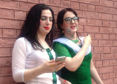 k p s transgenders go green to celebrate independence day in peshawar k p s transgenders go green to celebrate independence day in peshawar
