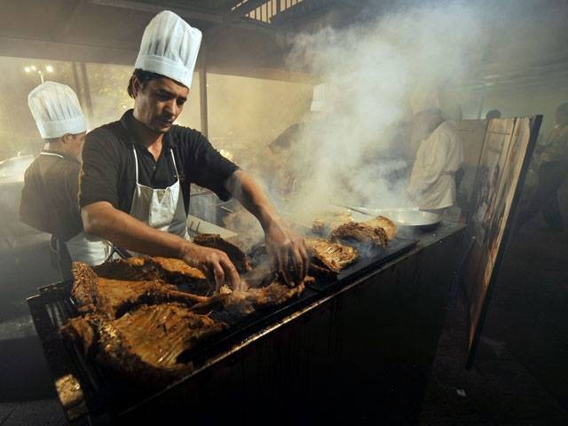 various food outlets of federal capital have taken the liberty to offer discounted azadi meals photo afp