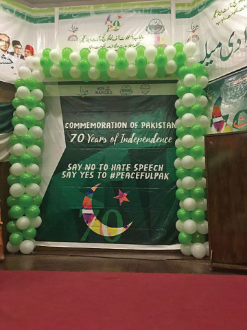 the participants express their feeling of patriotism and unity photo express the participants express their feeling of patriotism and unity photo express