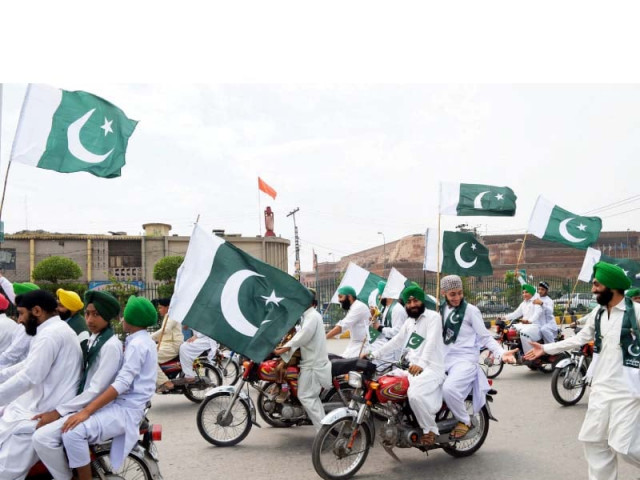 sikhs take part in independence day rally photo afp sikhs take part in independence day rally photo afp
