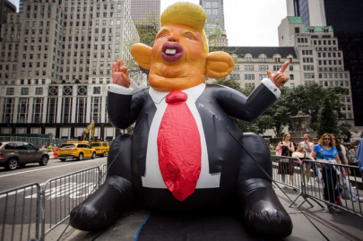 trump rat goes up near trump tower as president visits nyc