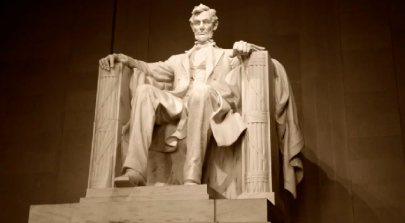 lincoln memorial in washington vandalized lincoln memorial in washington vandalized