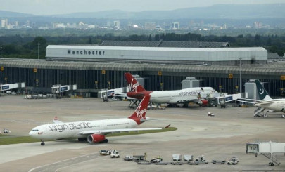 family wearing minnie mouse t shirts banned from entering manchester airport lounge family wearing minnie mouse t shirts banned from entering manchester airport lounge