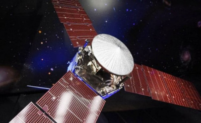 10 spacecrafts hit by solar flare